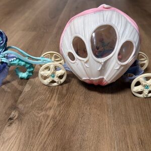 Schleich playset Bayala Royal Seashell Carriage and Mermaids 41460